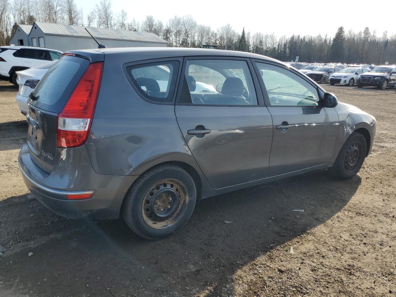 2009 Hyundai Elantra - Image 3