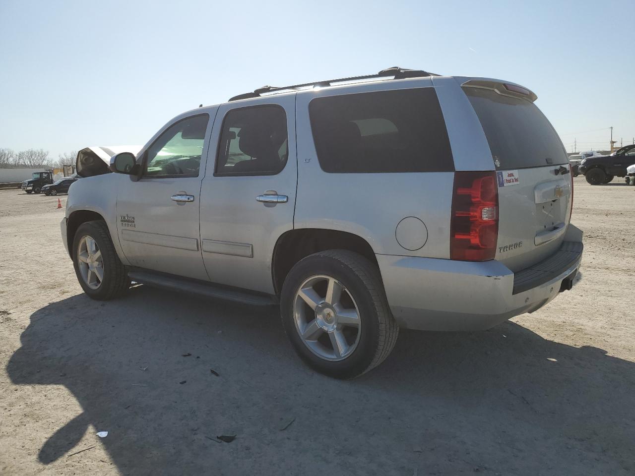 2012 Chevrolet Tahoe - Image 2