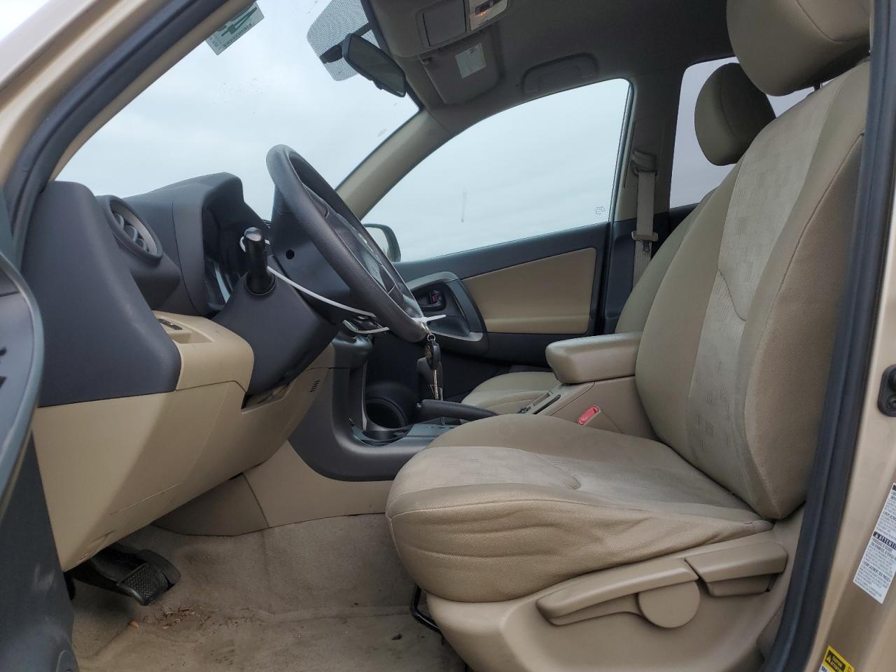 2010 Toyota RAV 4 - Image 7