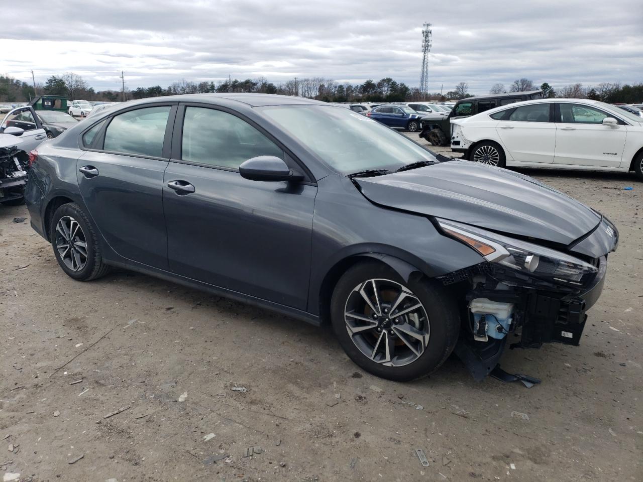 2024 Kia Forte - Image 4