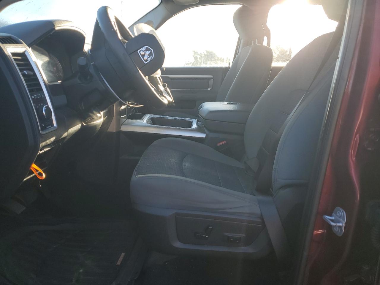 2018 RAM 1500 - Image 7