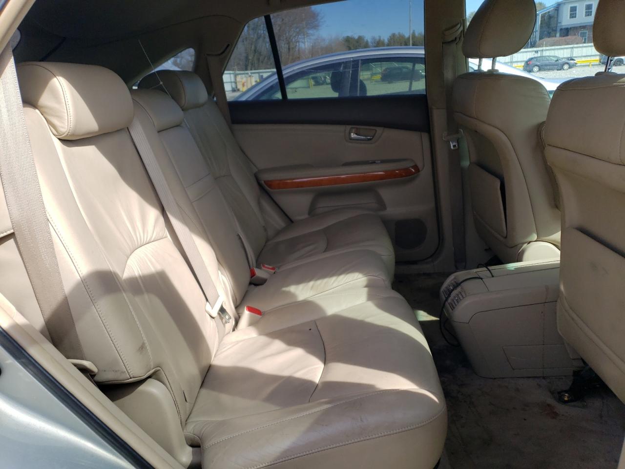 2004 Lexus RX - Image 11