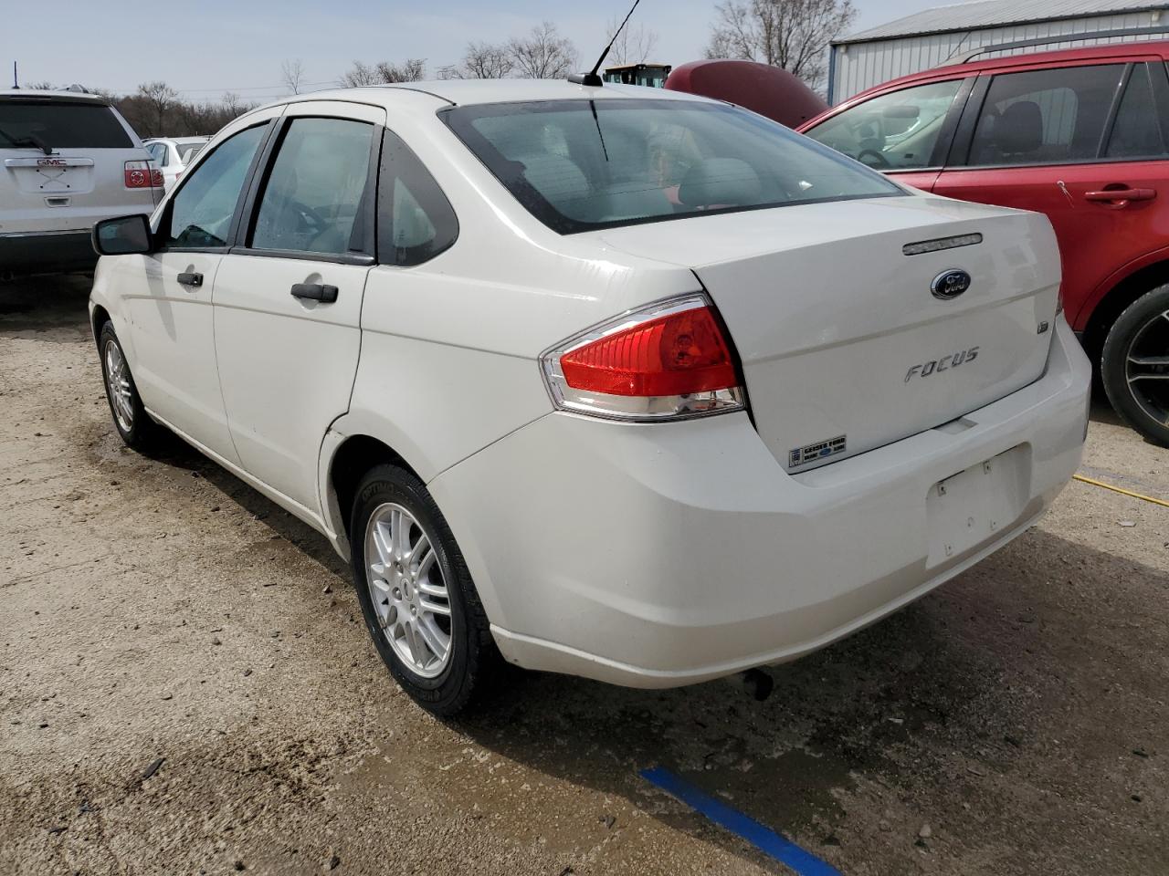 2010 Ford Focus - Image 2