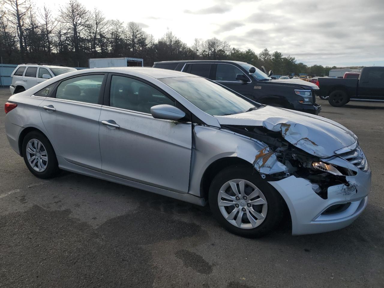 2011 Hyundai Sonata - Image 4
