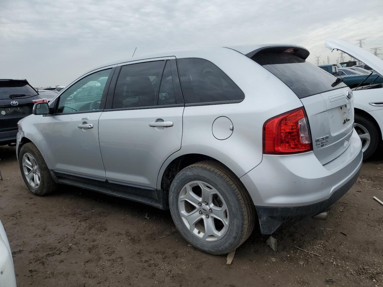 2014 Ford Edge - Image 2