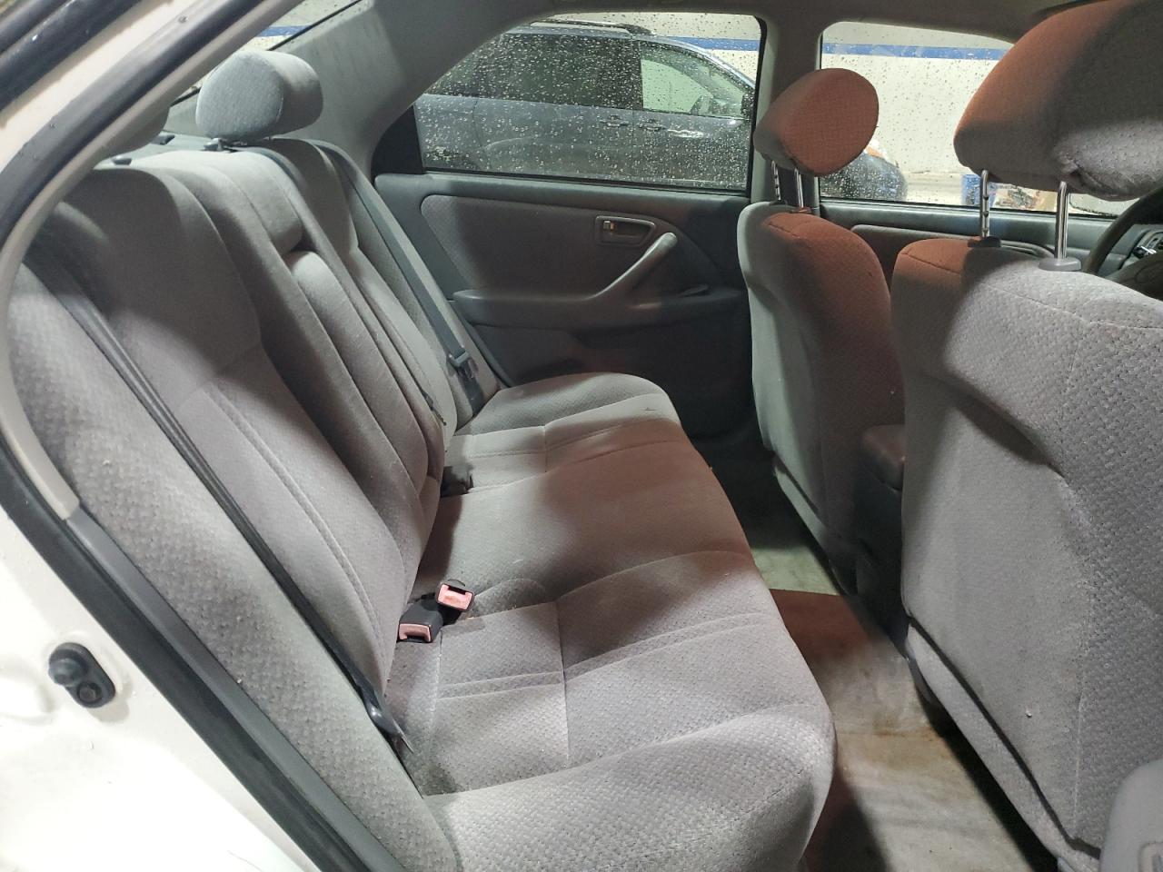 2001 Toyota Camry - Image 10