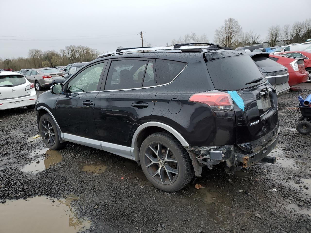 2016 Toyota RAV 4 - Image 2