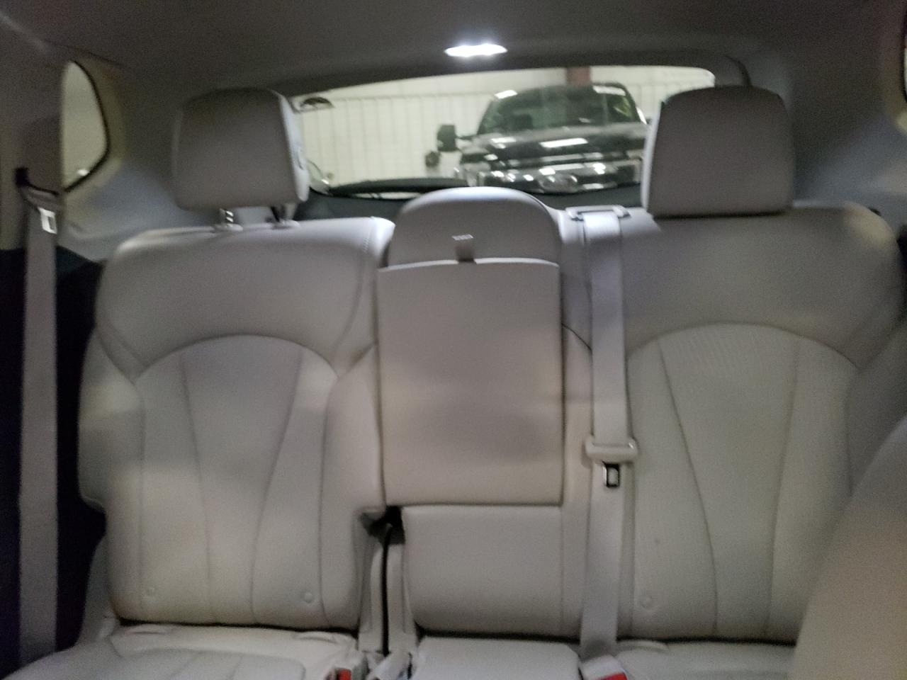 2018 Buick Envision - Image 10