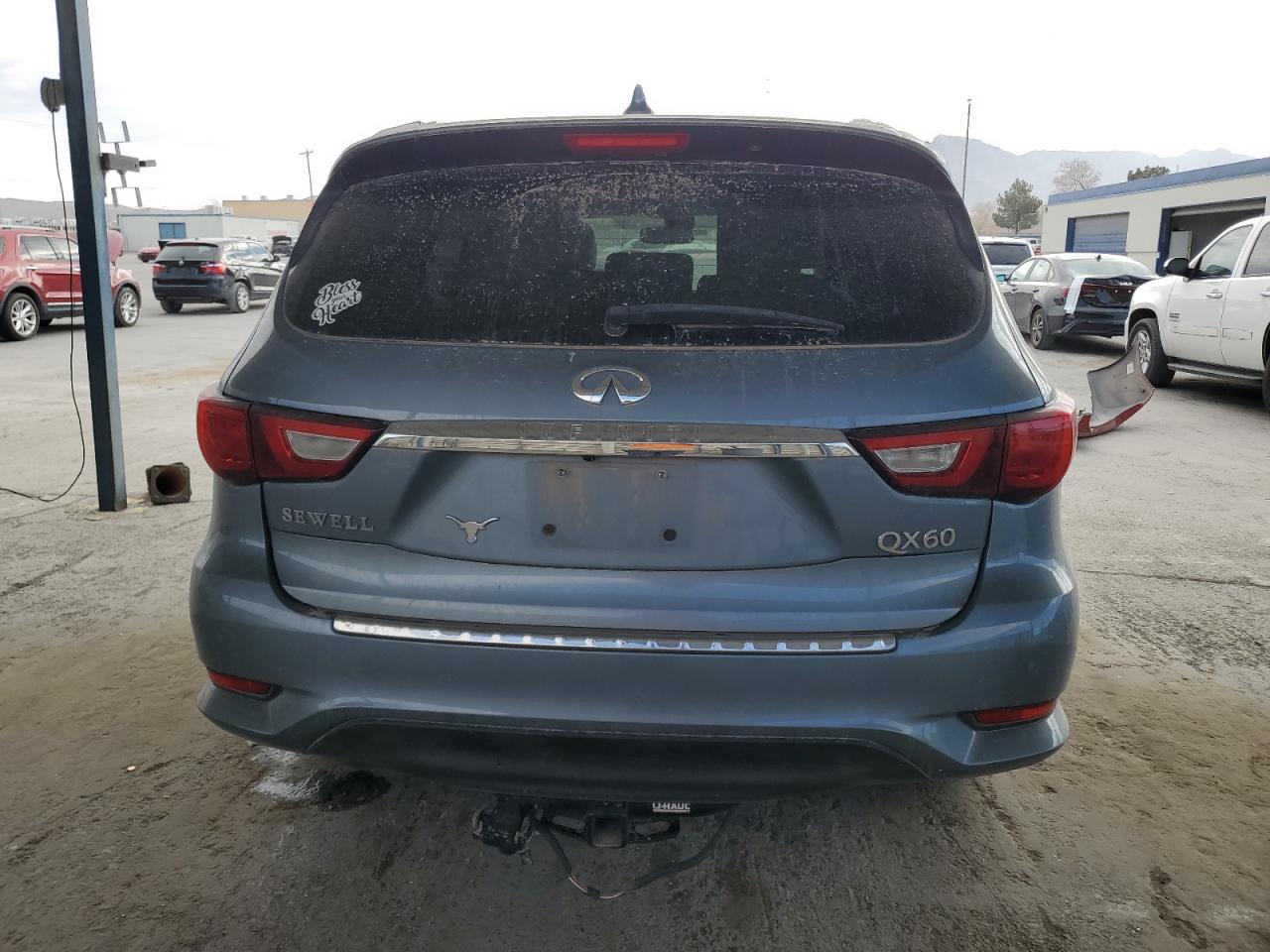 2017 Infiniti QX60 - Image 6