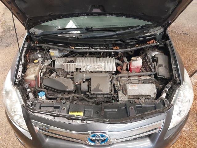 2011 TOYOTA AURIS HYBR