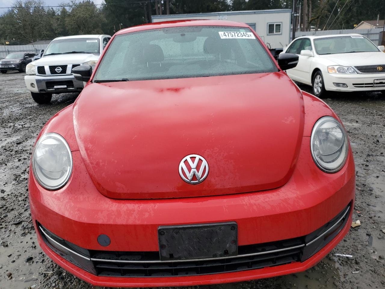 2012 Volkswagen Beetle - Image 5