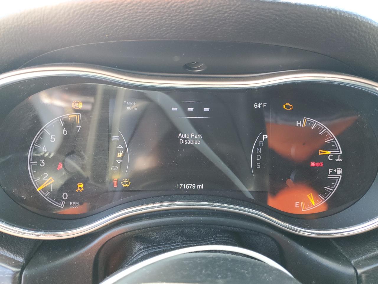 2015 Jeep Grand Cherokee - Image 9