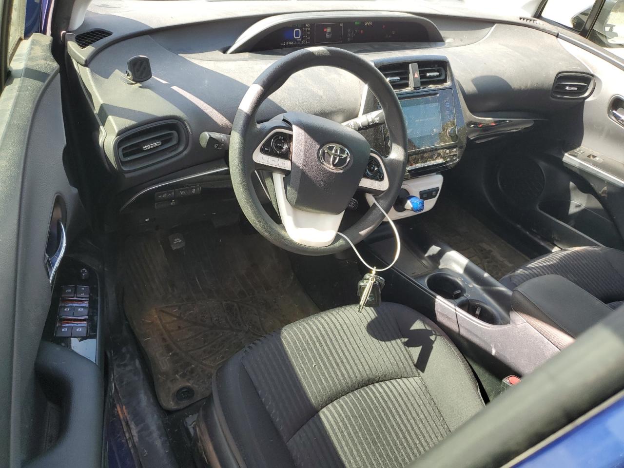 2017 Toyota Prius - Image 8