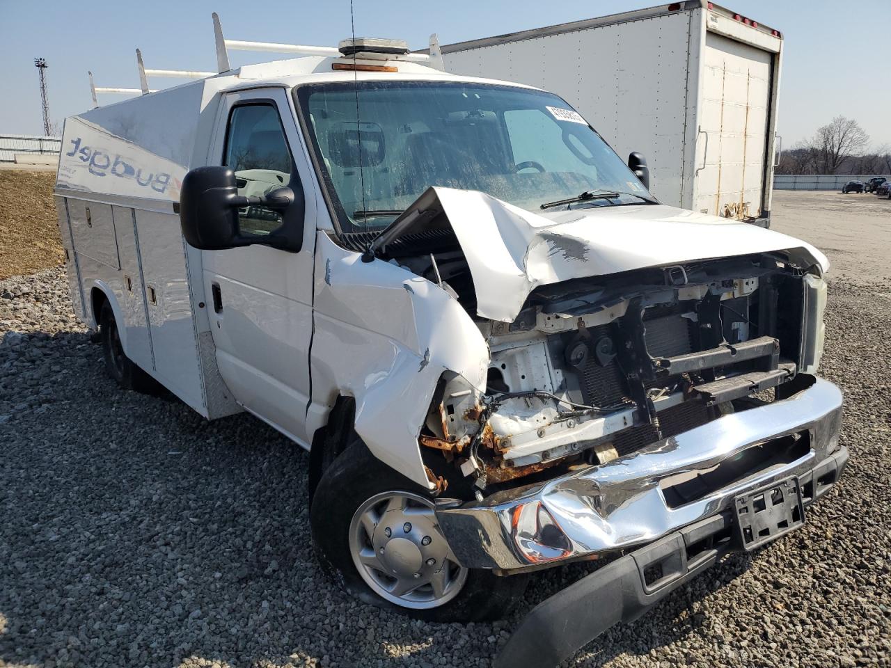 2010 Ford Econoline - Image 4