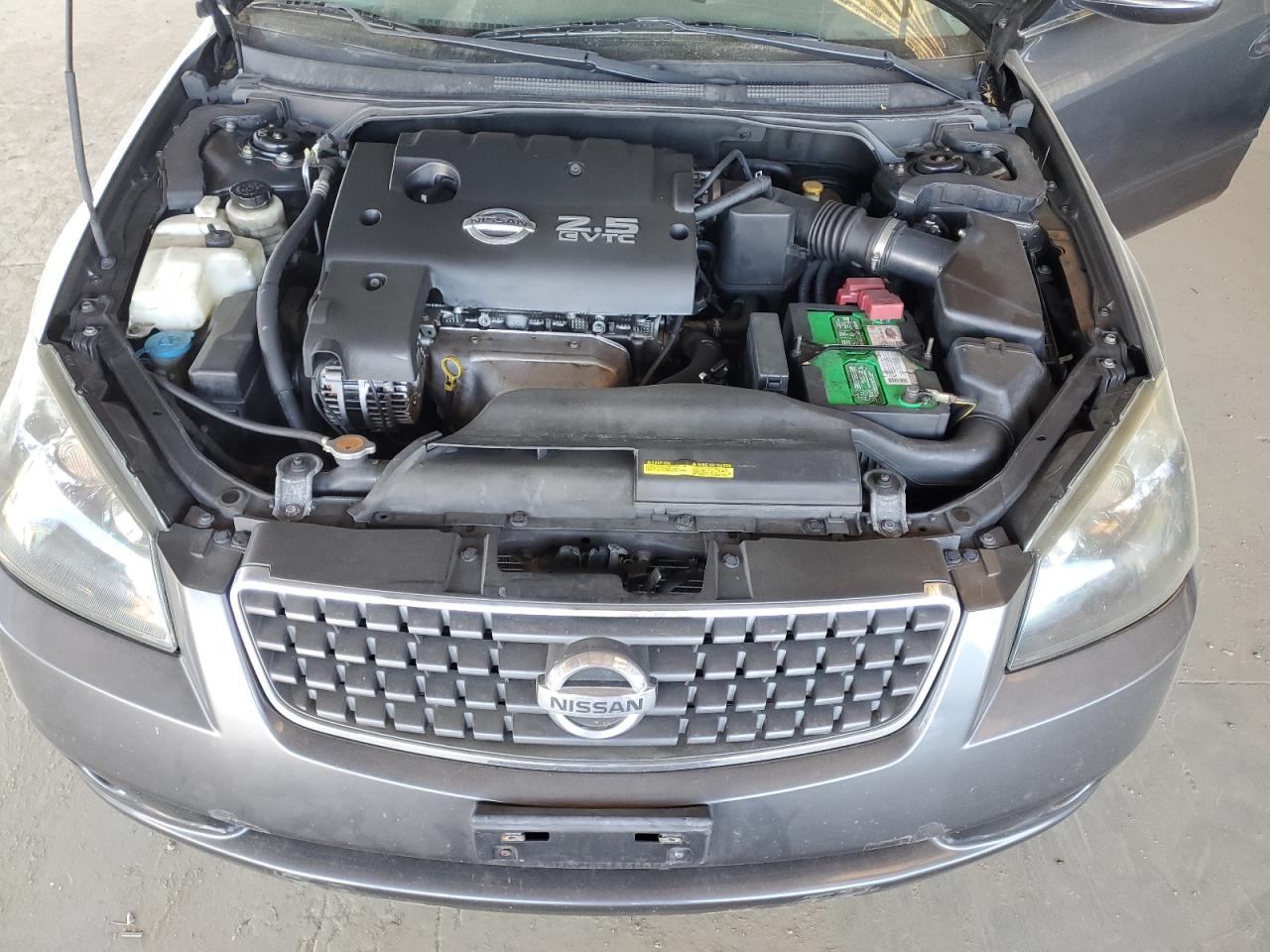 2005 Nissan Altima - Image 11