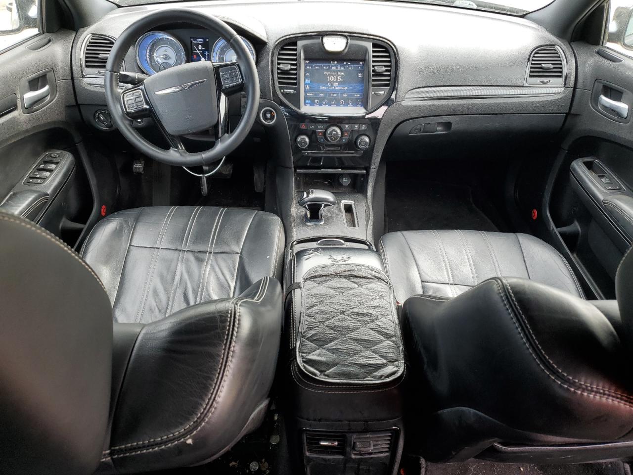 2014 Chrysler 300 - Image 8