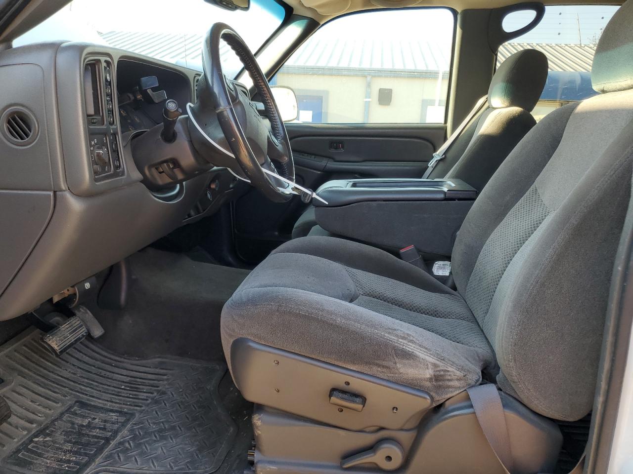 2006 Chevrolet Silverado K1500 VIN: 2GCEK13Z061344425 Lot: 50647035