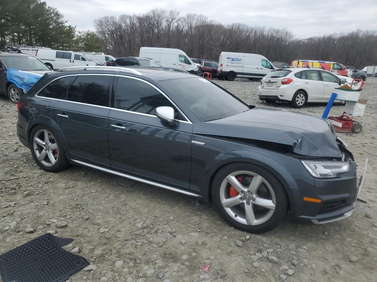 2017 Audi A4 - Image 4