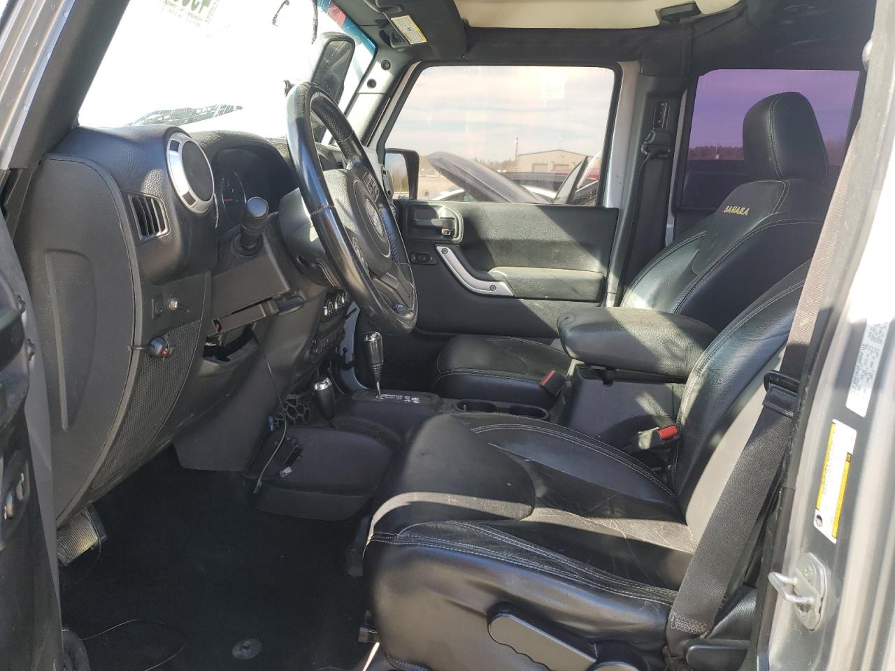 2014 Jeep Wrangler - Image 7