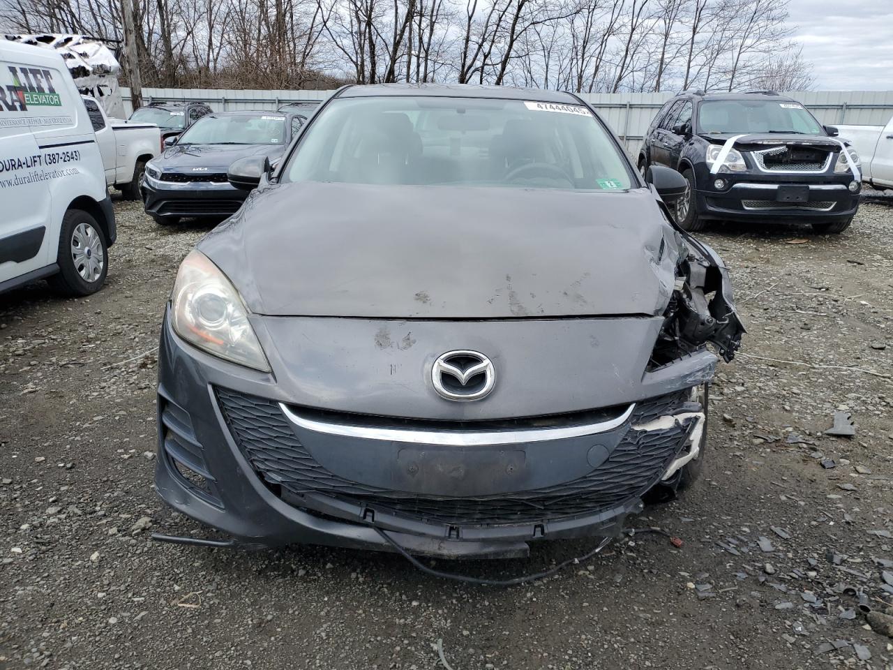 2010 Mazda 3 - Image 5