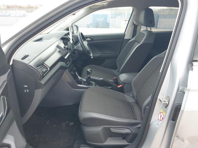 2021 VOLKSWAGEN T-CROSS SE