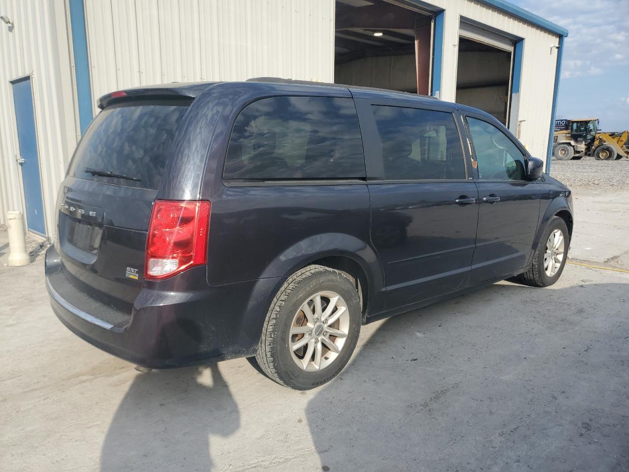 2014 Dodge Caravan - Image 3