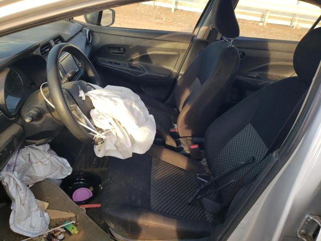  NISSAN VERSA 2022 Silver