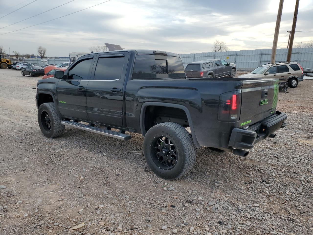 2017 GMC Sierra - Image 2