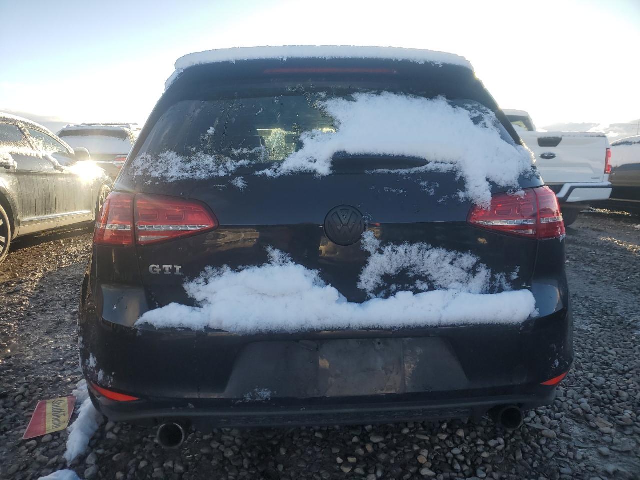 2015 Volkswagen GTI - Image 6