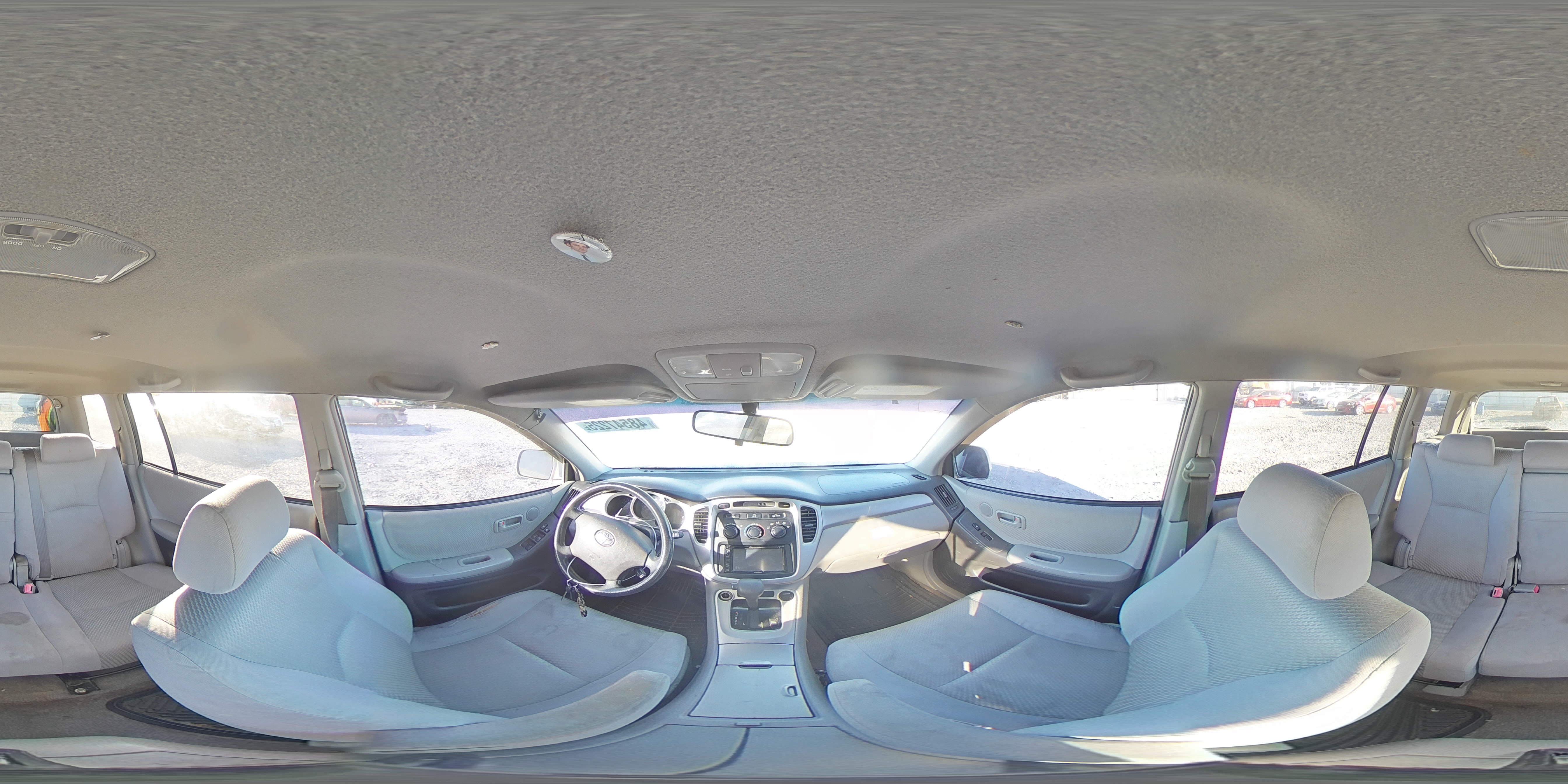 2004 Toyota Highlander - Image 14