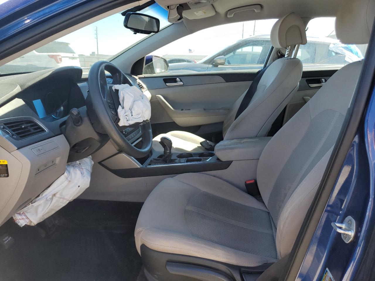 2016 Hyundai Sonata - Image 7