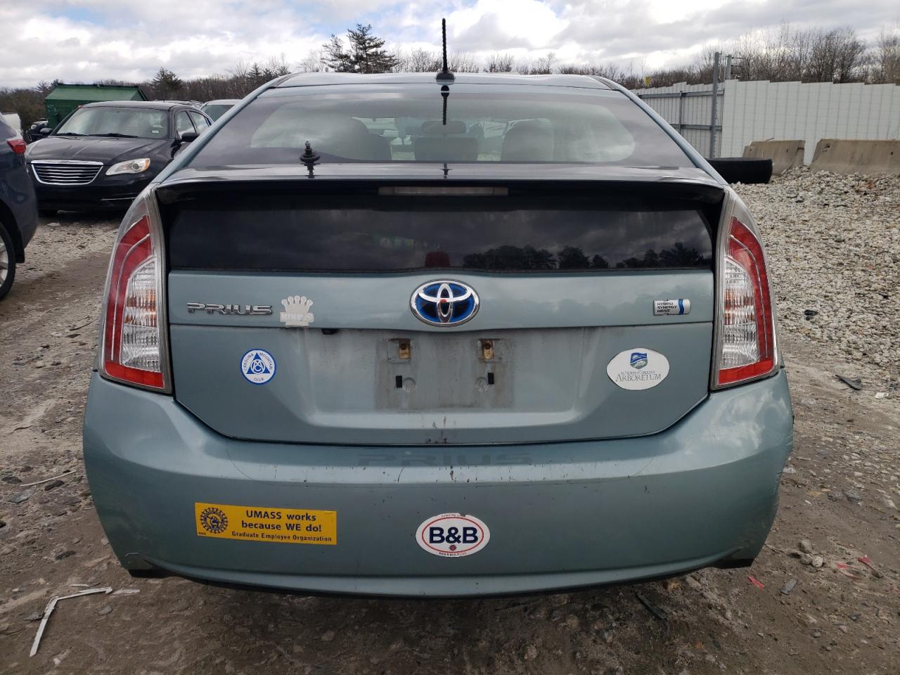 2013 Toyota Prius - Image 6