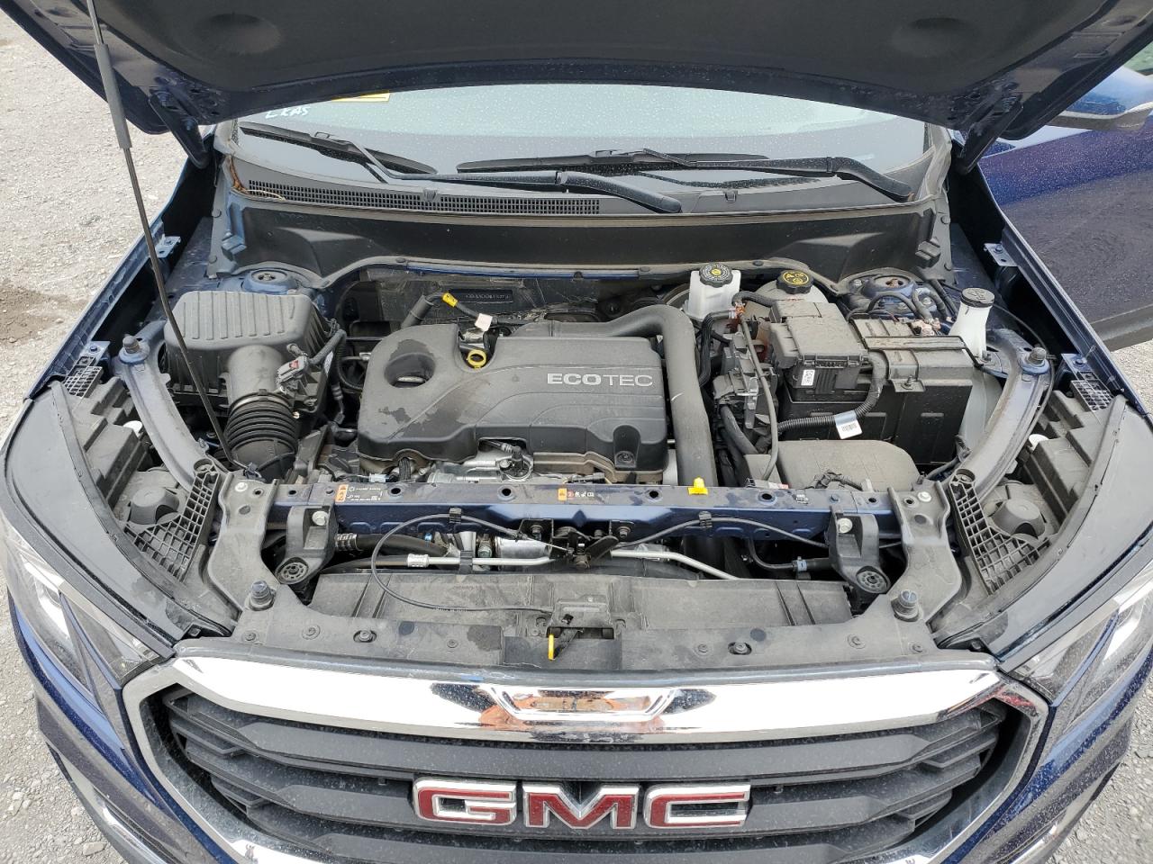2022 GMC Terrain - Image 12