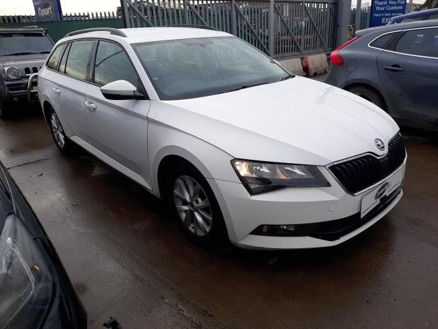 2016 SKODA SUPERB S T