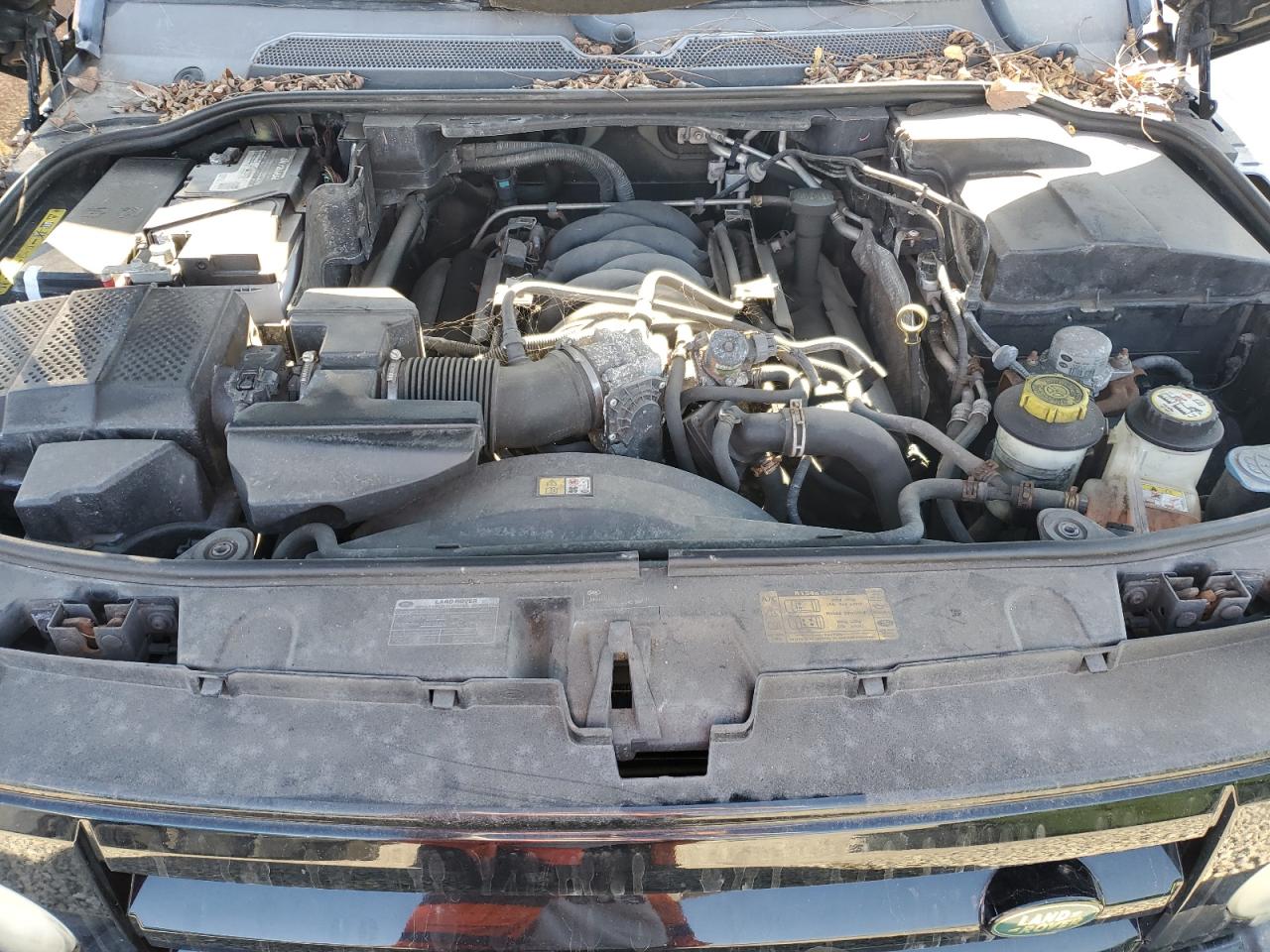 2008 Land Rover LR3 - Image 12