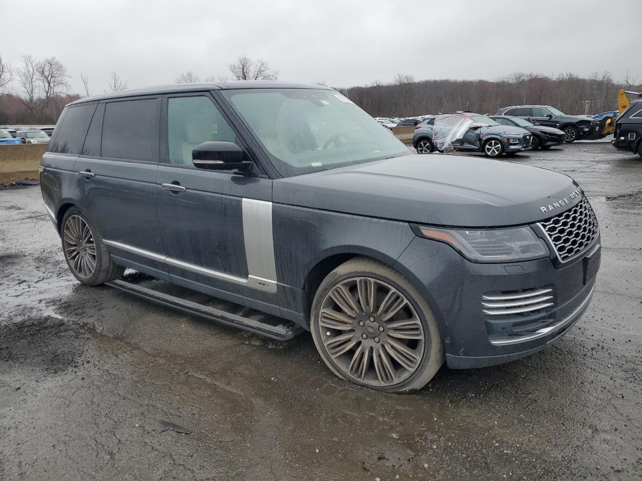 2020 Land Rover Range Rover - Image 4