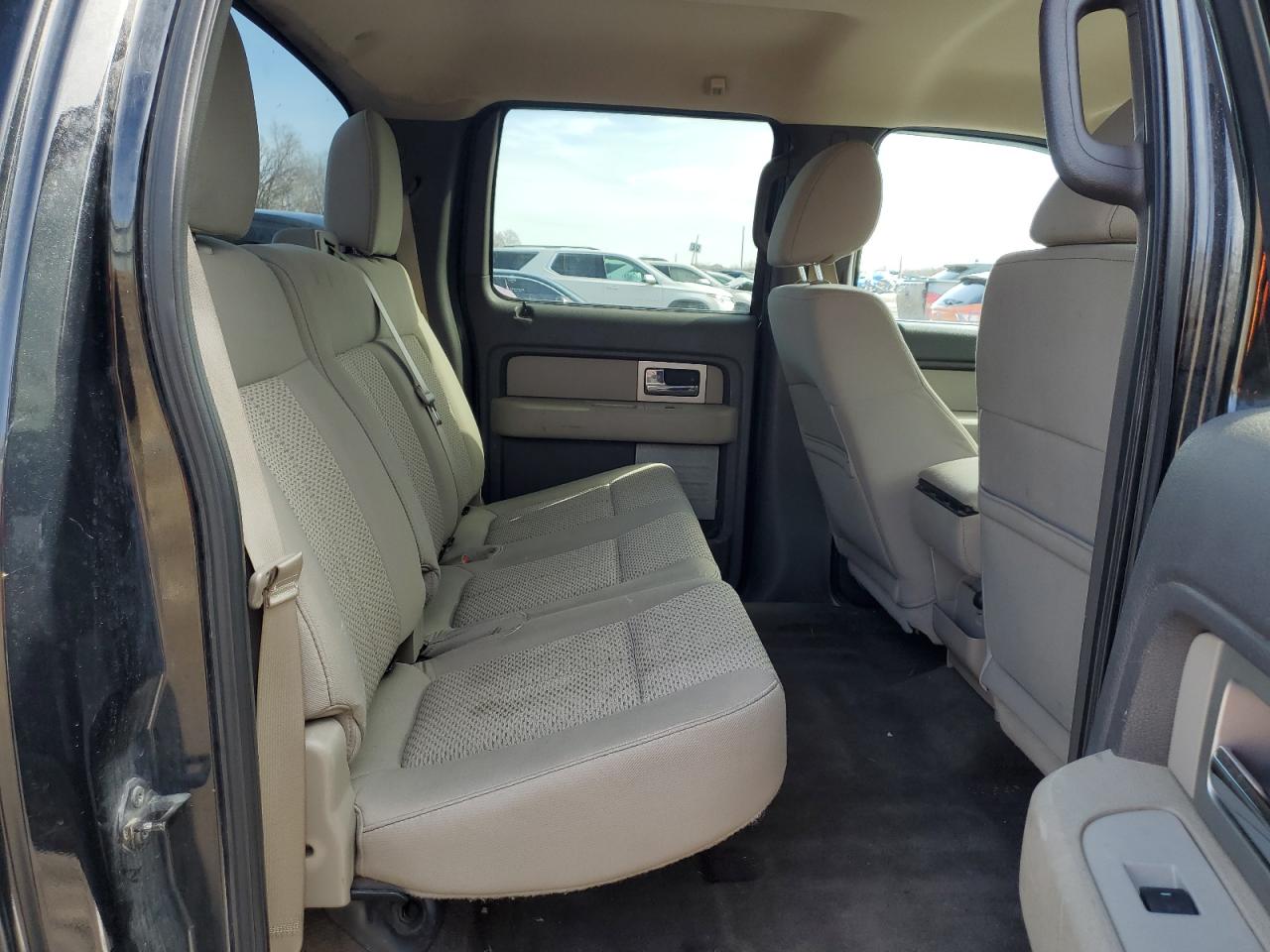 2010 Ford F-150 - Image 10