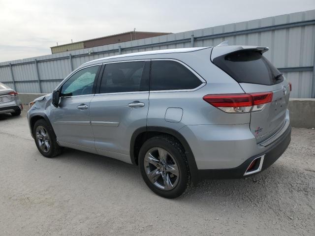  TOYOTA HIGHLANDER 2017 Srebrny