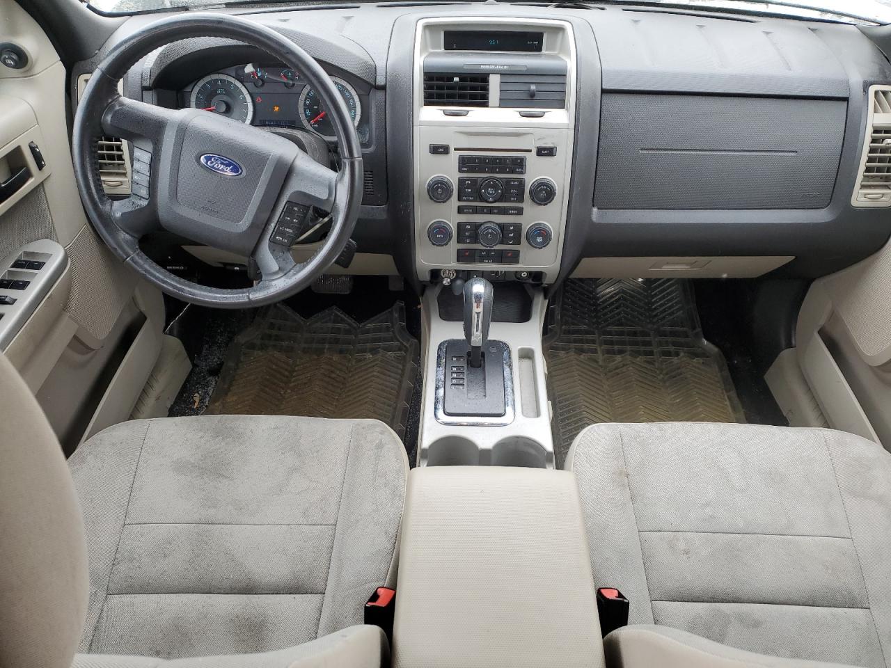 2010 Ford Escape - Image 8