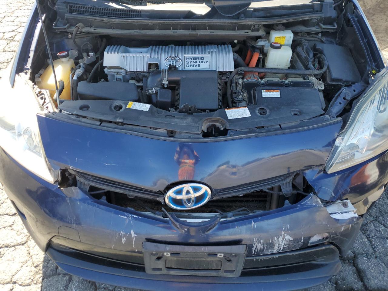 2015 Toyota Prius - Image 11