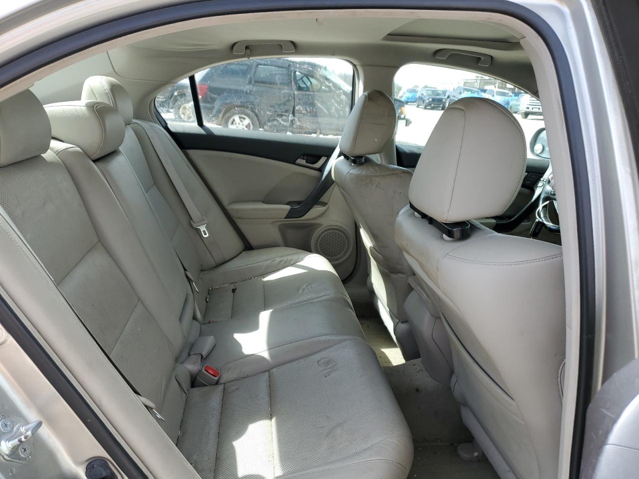 2010 Acura TSX - Image 10