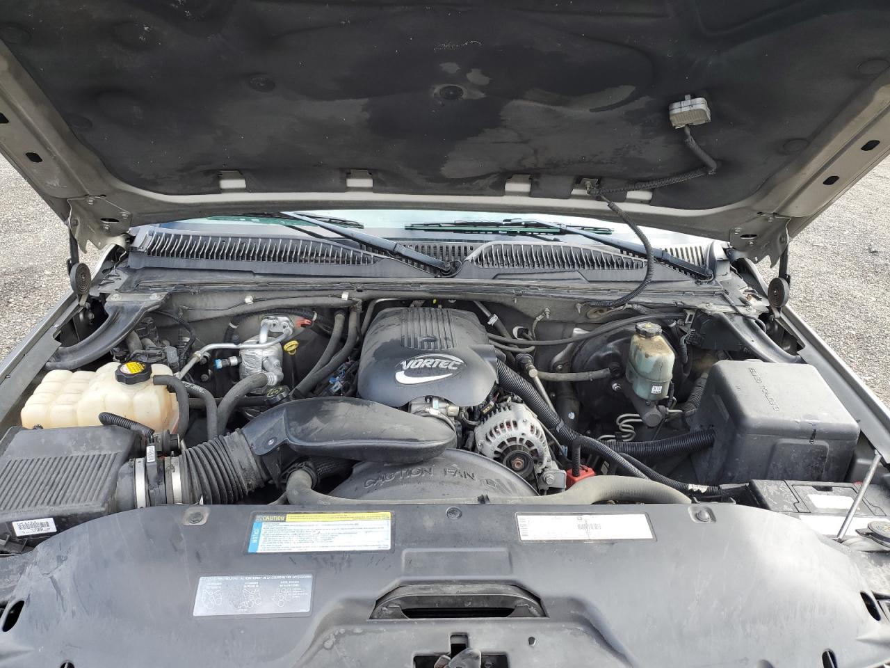 2001 Chevrolet Silverado - Image 12