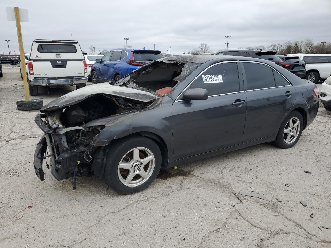 2008 Toyota Camry Ce იყიდება Indianapolis-ში, IN - Burn - Engine