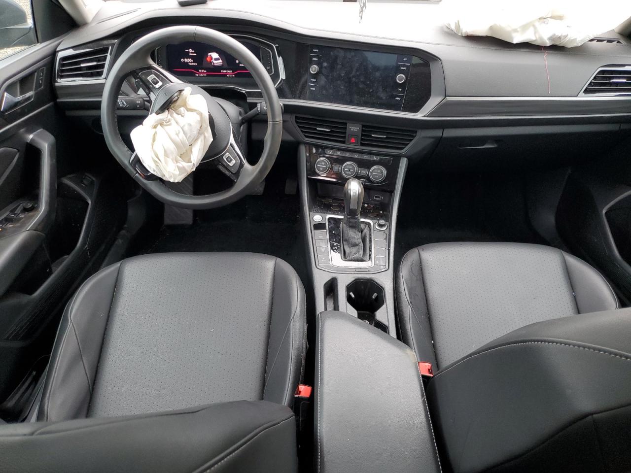 2020 Volkswagen Jetta - Image 8