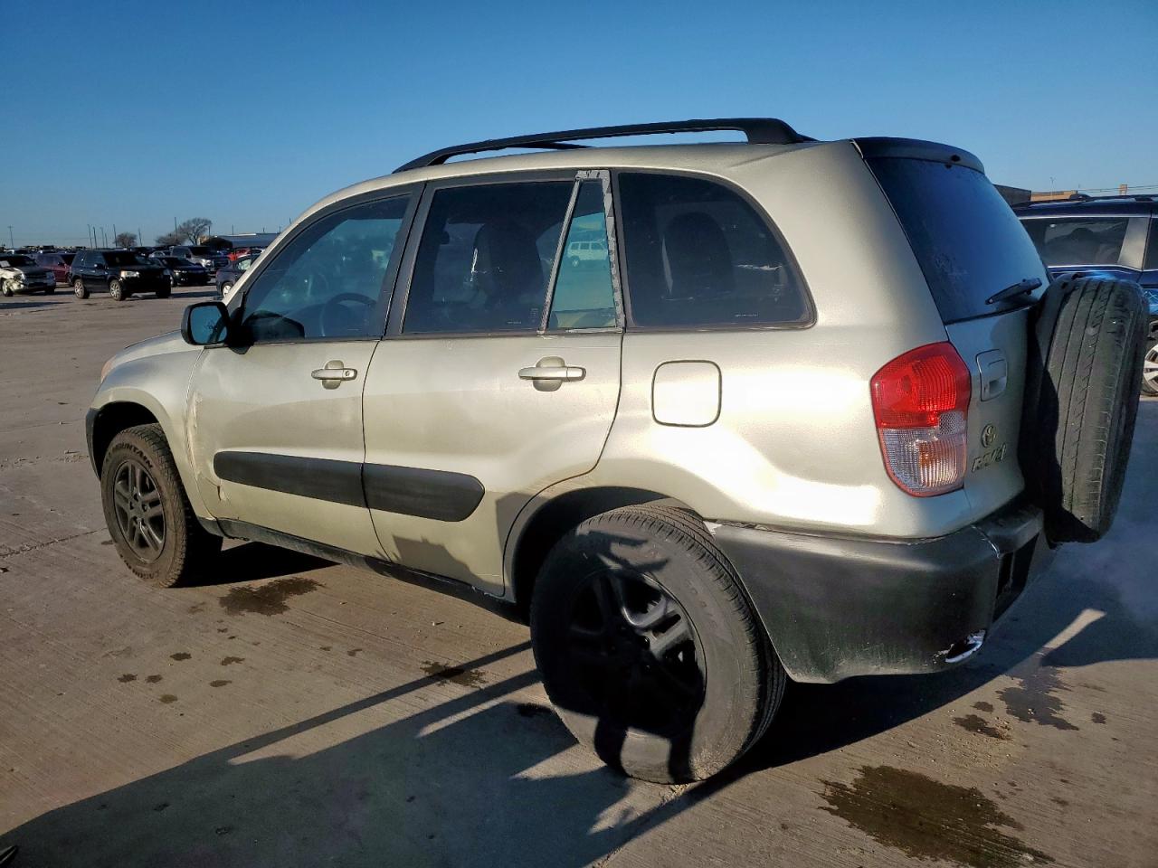 2001 Toyota RAV 4 - Image 2