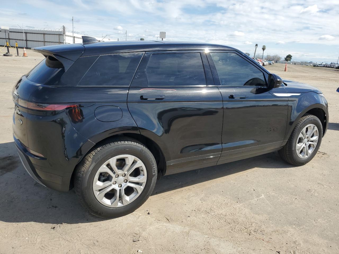 2020 Land Rover Range Rover - Image 3