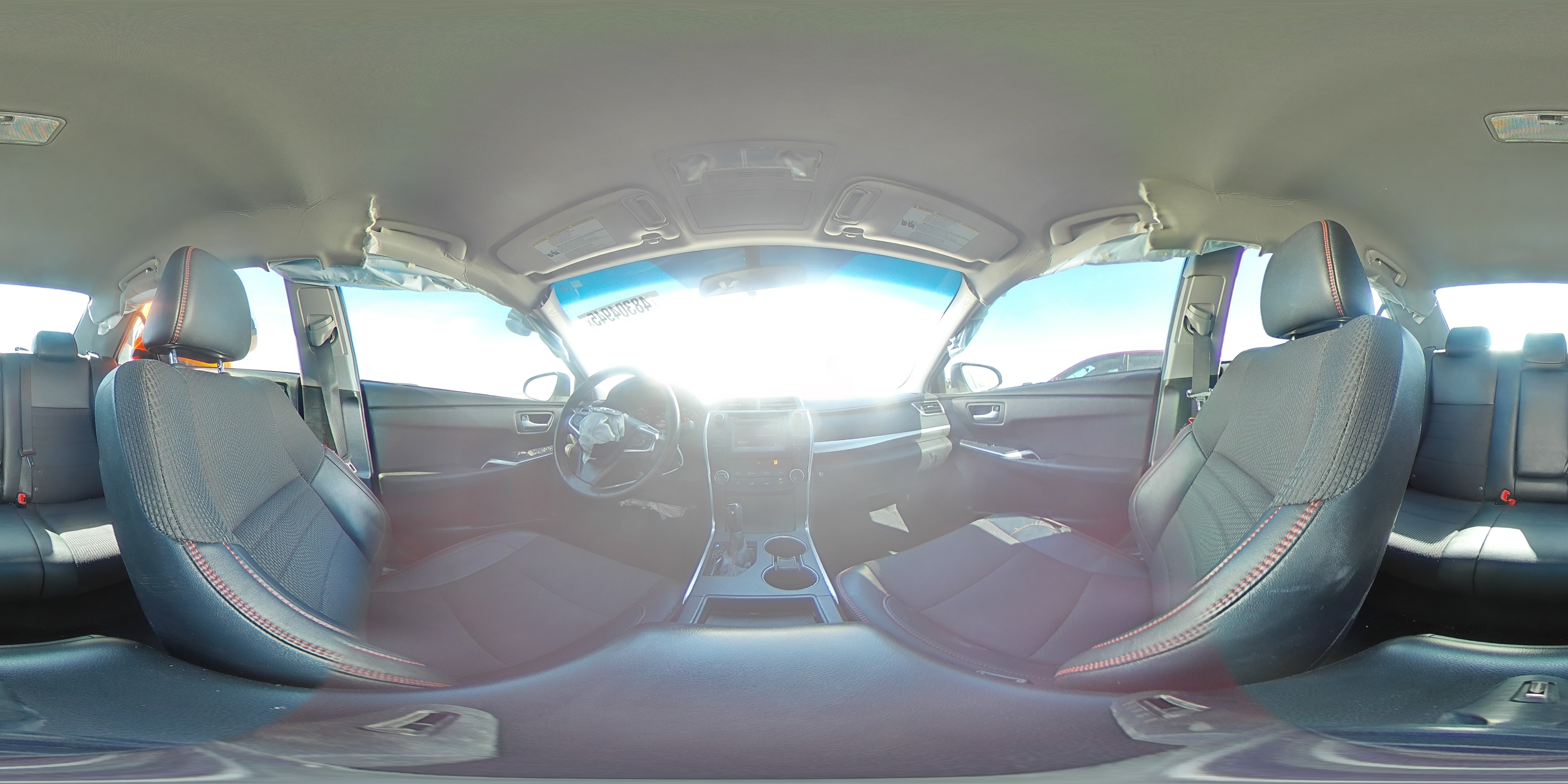 2016 Toyota Camry - Image 14