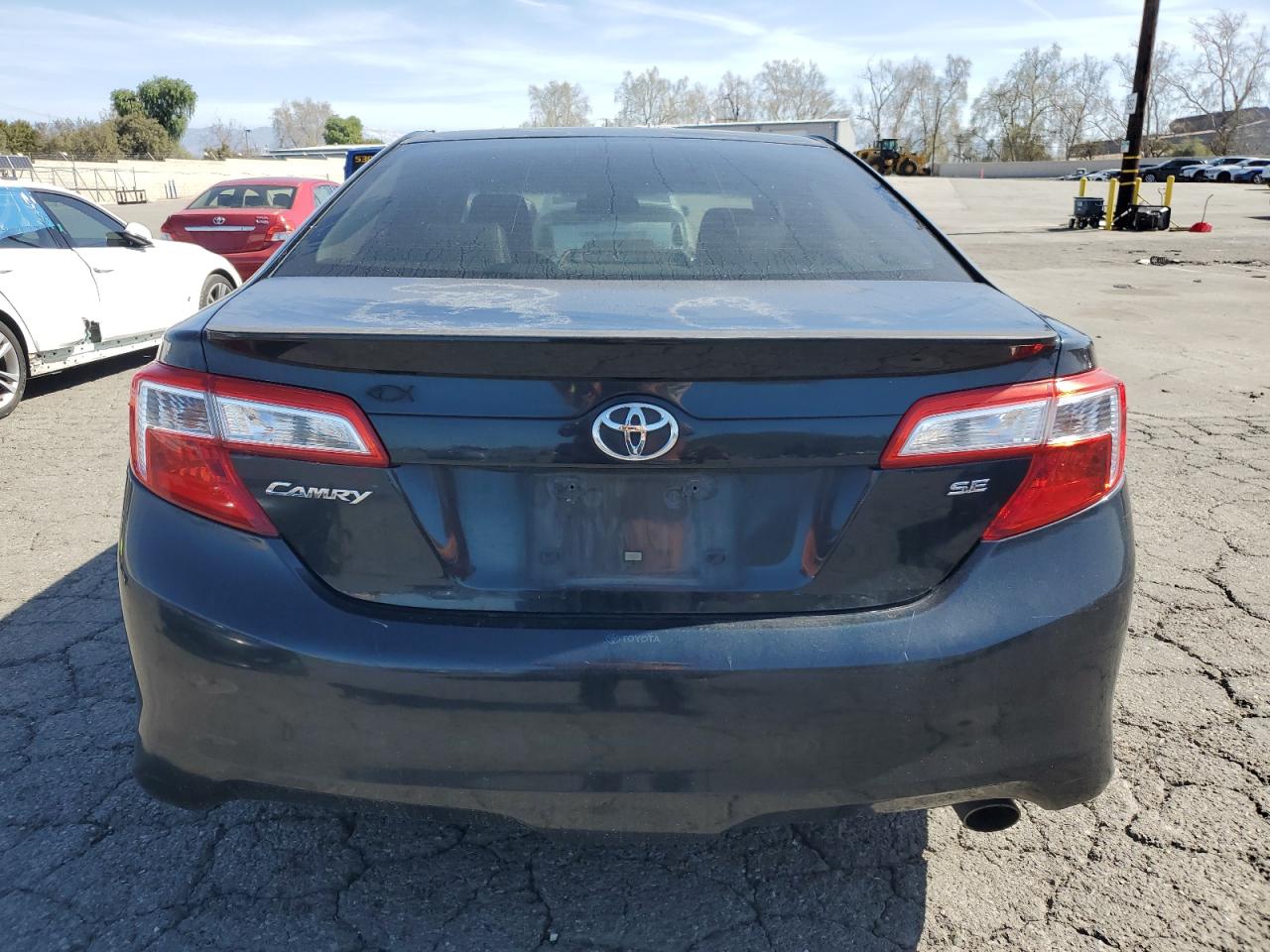 2014 Toyota Camry - Image 6