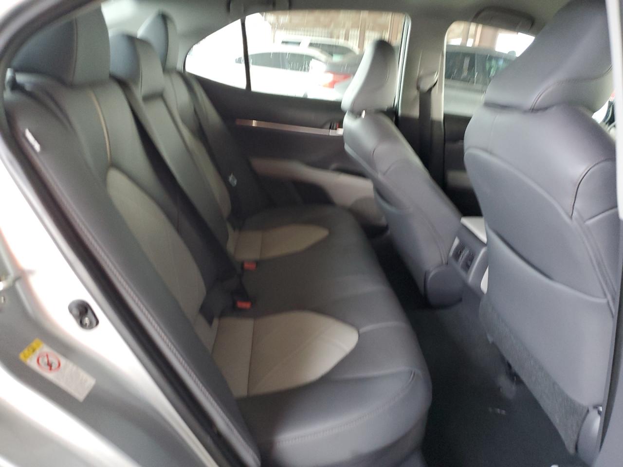 2018 Toyota Camry - Image 10