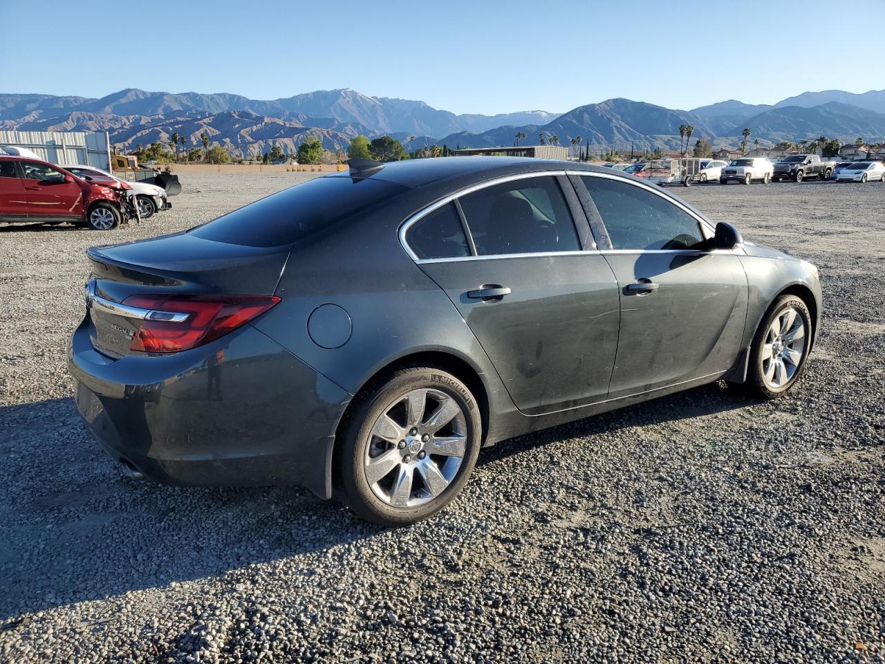 2017 Buick Regal - Image 3